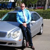 Claes R Carlsson