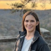 Mary Ellen Holliman, Ains, Ais