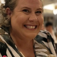 Kelly Robson