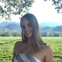 Nicole Bell