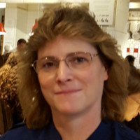 Julie Grundhoefer