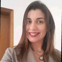 Juliane Ap. M. Pauloski Nolasco