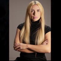 Christelle I.