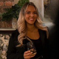 Holly W.