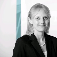 Dr. Franziska F.