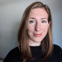 Emily Terzic, Aia