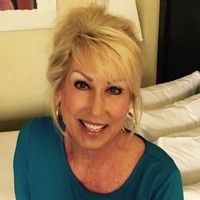 Candee Carlisle