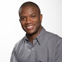 Dr Clovis Palmer