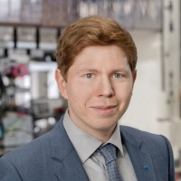 Dr. Hannes Weiss