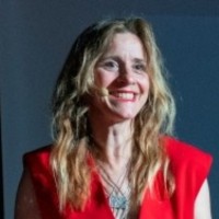 Isabelle Szedleski International Speaker