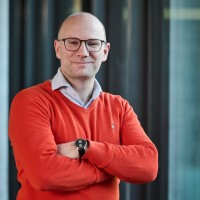 Simon Steng
