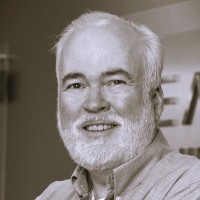 Bruce Wallace, Pe