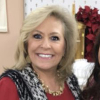 Theresa Webb