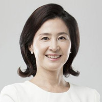 Helen King