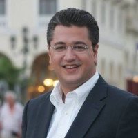 Dennis Desmond
