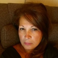 Shoeleh Farzad