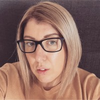 Elise Howe