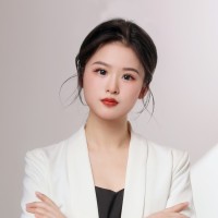 Vicky Lee