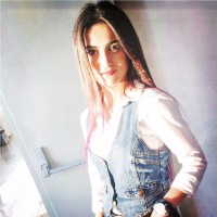 Esra Sarışen