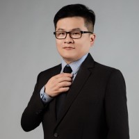 Shenghong W.