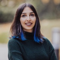 Roxana Farhangi