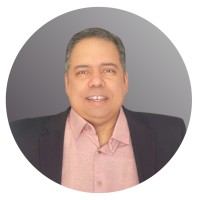 Valmir Oliveira