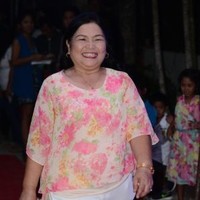 LORENZA CAPARAS