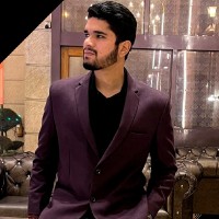 Vivek Shukla