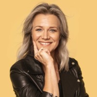 Suzan Vink-Opstal