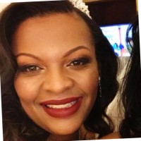 Shelly Dennis