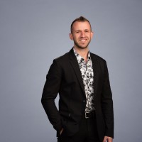 Colin Buys, Mba