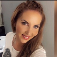Nikki Taylor