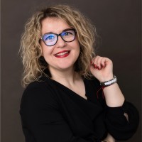 Viktoria Oroszi🐼