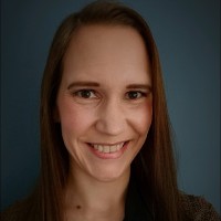 Annelies Dingenouts