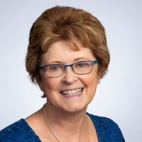 Eileen Johnson, Cae
