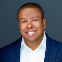 Dayvisson - The Tech Sales Hacker