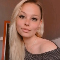 Sharnelle Stander