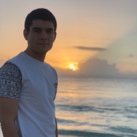 Ayrton Moleiro Ramos