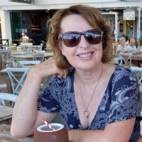 Suzanne Dillon