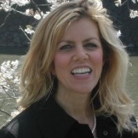 Anne Elizabeth Helle