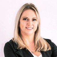 Candis Schiek