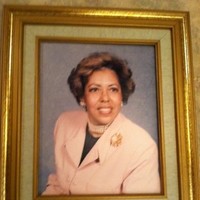 Dr.  Linda R. McLean