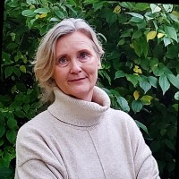 Katarina Perrolf