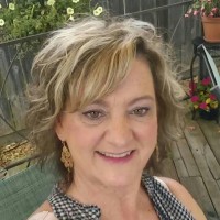 Jayne Manders