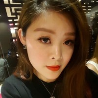 Ester Zheng