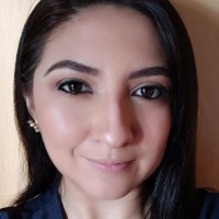 Cinthya Carrera Flores