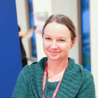 Anna Bálványos