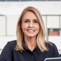 Lesley Degenhart