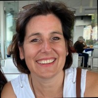 Nancy Van Belle