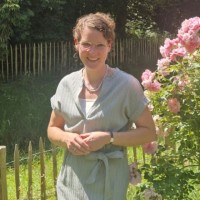 Esther Van Wijck - Simons